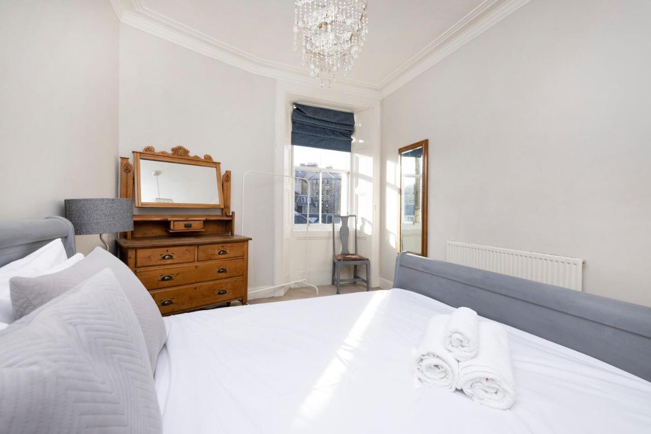 Joivy Old Town 1-Bed Apartment With Stunning Views إدنبرة المظهر الخارجي الصورة
