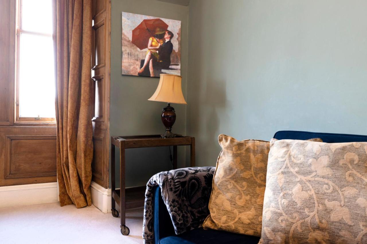 Joivy Old Town 1-Bed Apartment With Stunning Views إدنبرة المظهر الخارجي الصورة